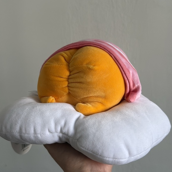 π Lazy Egg Gudetama in Bacon Wrap 8β Sanrio - Picture 5 of 6